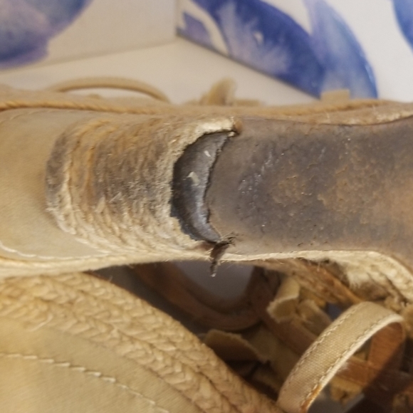 Nine West flower wedges - Picture 7 of 8